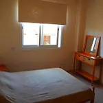 Apartment A Stone's Throw From Everything Paphos