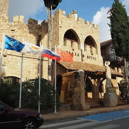 A Stone's Throw From Everything Апартаменты